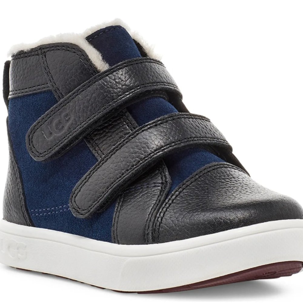 Ugg Navy Rennon High Top Sneaker: Size 8